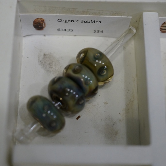 Trollbeads Organic Bubbles Bead - Picture 8 of 8